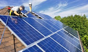 Service d'installation de photovoltaïque et tuiles photovoltaïques à Guignes